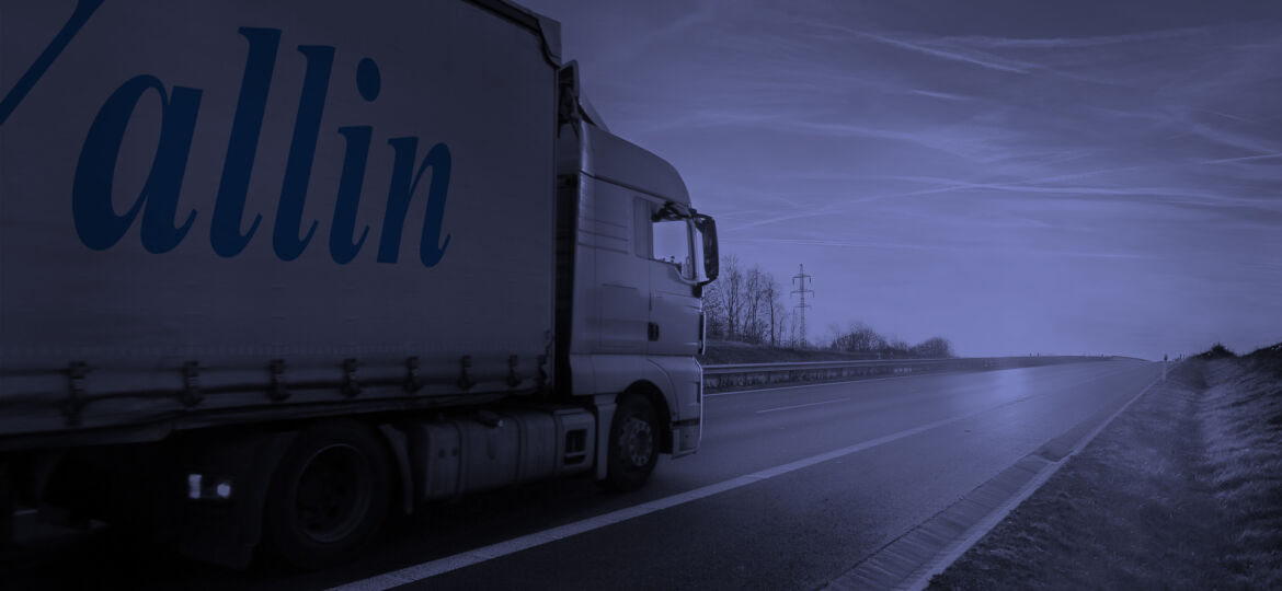 Truck,Transportation,At,Sunset